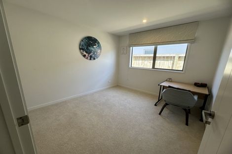 Photo of property in 8 Awatira Drive, Papamoa Beach, Papamoa, 3118