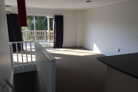 Photo of property in 1/56 Mckenzie Avenue, Arkles Bay, Whangaparaoa, 0932