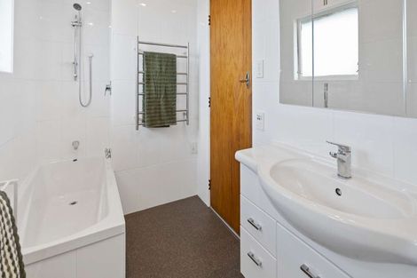 Photo of property in 11 Highfield Crescent, Brookfield, Tauranga, 3110