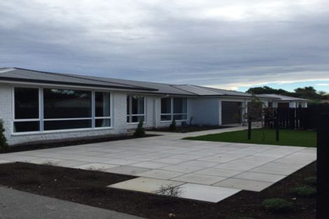 Photo of property in 2/7b Camrose Place, Ilam, Christchurch, 8041