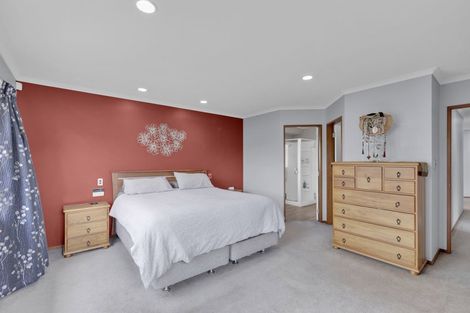 Photo of property in 33 Grace Avenue, Rototuna North, Hamilton, 3210