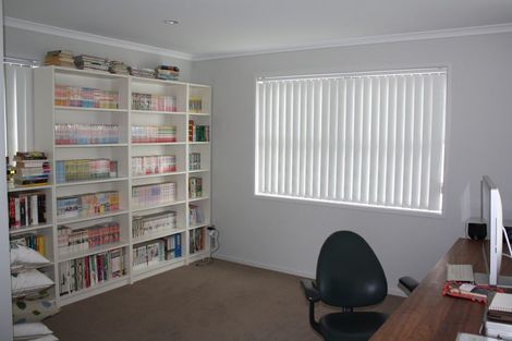 Photo of property in 6 Lane Cameron Place, Flat Bush, Auckland, 2019