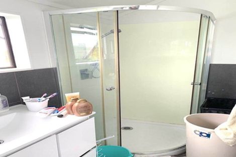 Photo of property in 52 Frobisher Street, Island Bay, Wellington, 6023