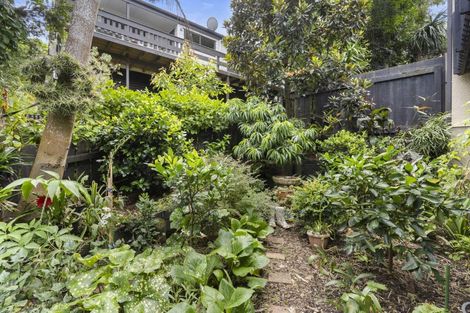 Photo of property in 6/11 Paparoa Road, Cockle Bay, Auckland, 2014