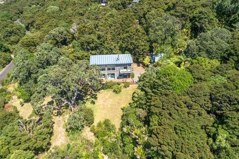 Photo of property in 102 Waihirere Drive, Tuateawa, Coromandel, 3583