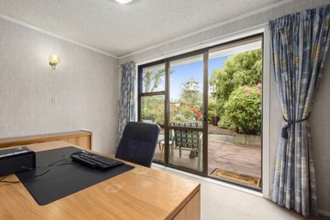 Photo of property in 12 Dakota Grove, Totara Park, Upper Hutt, 5018