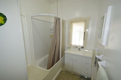 Photo of property in 96 Ngatai Street, Taumarunui, 3920