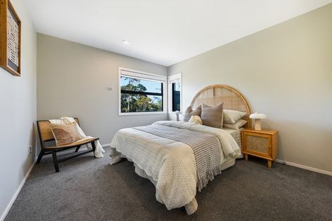 Photo of property in 11 Bankside Road, Silverdale, 0932