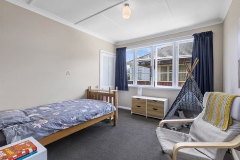 Photo of property in 29 Churton Crescent, Taita, Lower Hutt, 5011