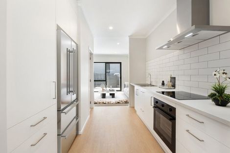 Photo of property in 2/17 Samuel Marsden Place, Whenuapai, Auckland, 0618