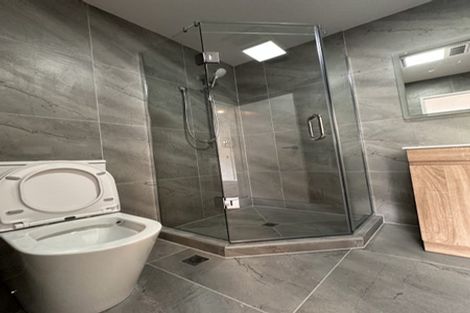 Photo of property in 2/205 Sunnynook Road, Wairau Valley, Auckland, 0627