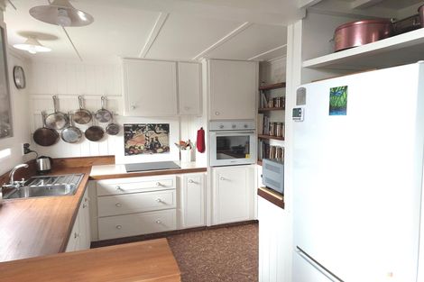 Photo of property in 2 Point Bush Road, Waimate, 7924