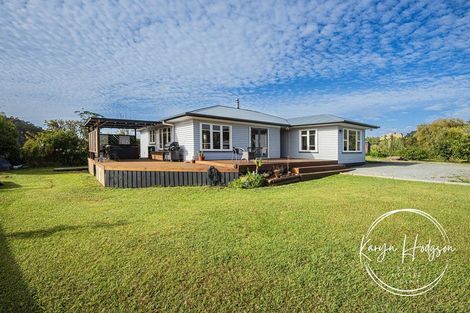 Photo of property in 2083a Paparoa Valley Road, Paparoa, 0571