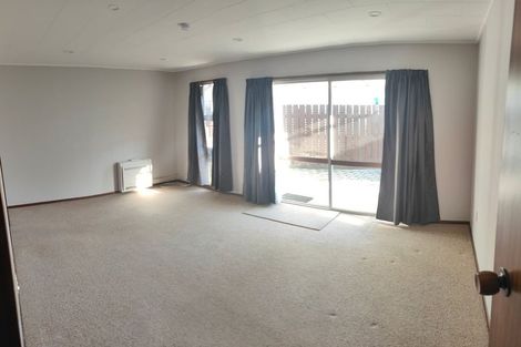 Photo of property in 14f Wesley Street, South Dunedin, Dunedin, 9012