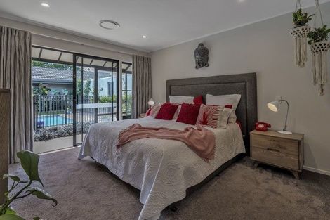 Photo of property in 338 Point View Drive, Shamrock Park, Auckland, 2016