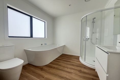 Photo of property in 5 Mahoe Street, Tawa, Wellington, 5028