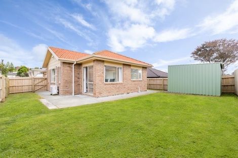 Photo of property in 7b Woodbank Drive, Glen Eden, Auckland, 0602