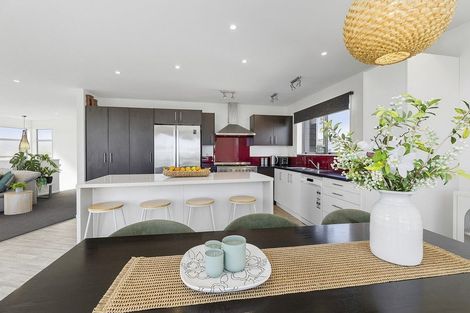 Photo of property in 22a Main Road, Titahi Bay, Porirua, 5022