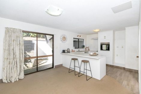 Photo of property in 8 Opoia Road, Hamilton East, Hamilton, 3216