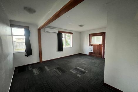 Photo of property in 392 Don Buck Road, Massey, Auckland, 0614