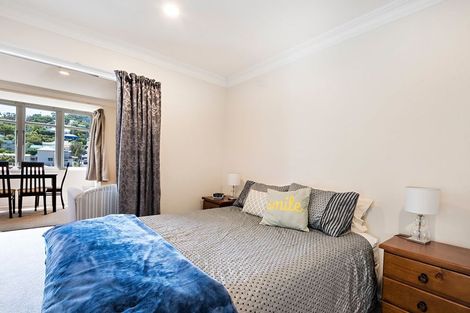 Photo of property in 2 Kopiko Way, Brooklyn, Wellington, 6021