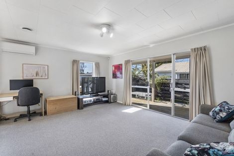 Photo of property in 4 Beadle Place, St Andrews, Hamilton, 3200