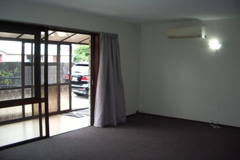 Photo of property in 1/204 Grimseys Road, Redwood, Christchurch, 8051