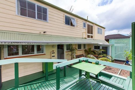 Photo of property in 1/4 Argyle Road, Browns Bay, Auckland, 0630