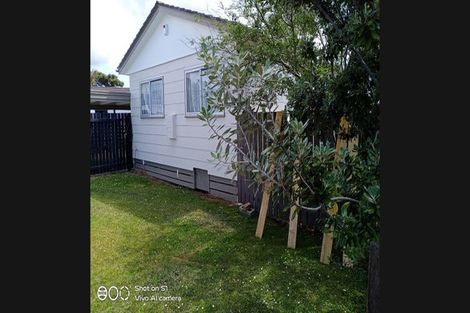 Photo of property in 1/3 Silverstone Place, Henderson, Auckland, 0612