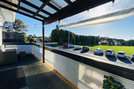 Photo of property in 19 Domain Road, Weymouth, Auckland, 2103