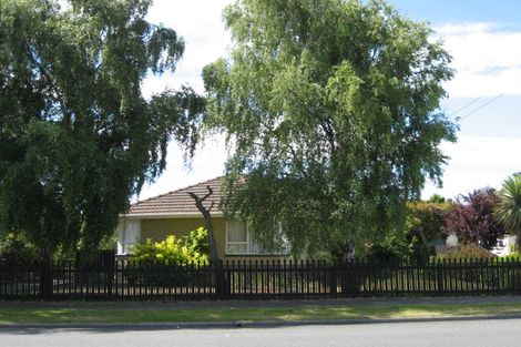 Photo of property in 367 Mairehau Road, Parklands, Christchurch, 8083