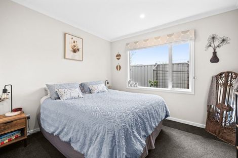 Photo of property in 75a Arataki Road, Havelock North, 4130