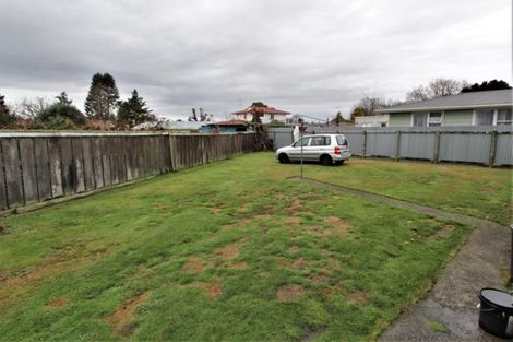 Photo of property in 27 Tarapunga Place, Tokoroa, 3420