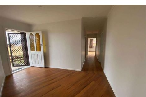 Photo of property in 163 Edgewater Drive, Pakuranga, Auckland, 2010