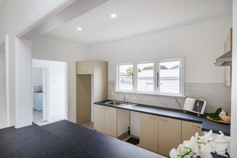 Photo of property in 50a Keith Street, Roslyn, Palmerston North, 4414