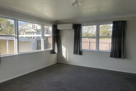 Photo of property in 1/42-44 Opaheke Road, Opaheke, Papakura, 2113