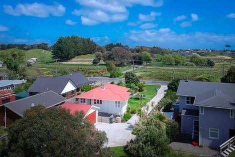 Photo of property in 7 Otaihanga Road, Otaihanga, Paraparaumu, 5036