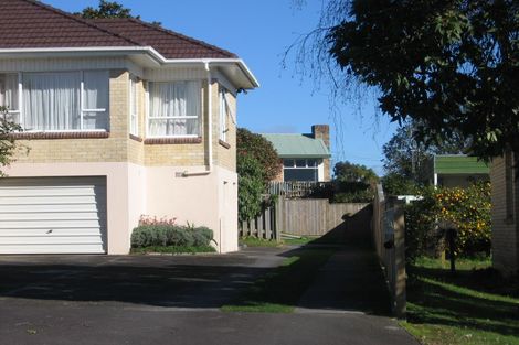 Photo of property in 5 Holden Avenue, Forest Lake, Hamilton, 3200