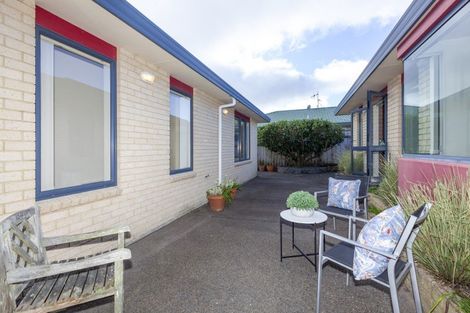 Photo of property in 22 Rifleman Lane, Paraparaumu Beach, Paraparaumu, 5032