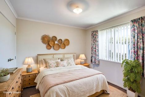 Photo of property in 17d Meeanee Road, Taradale, Napier, 4112