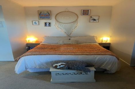 Photo of property in 1/51b Sunset Road, Totara Vale, Auckland, 0632