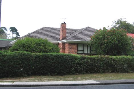 Photo of property in 20 Godley Road, Green Bay, Auckland, 0604