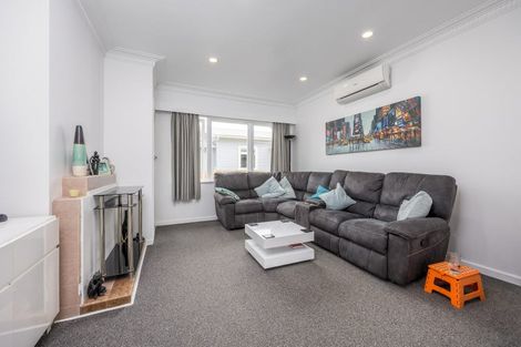 Photo of property in 1/2 Fergusson Avenue, Sandringham, Auckland, 1025