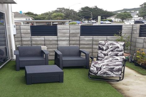 Photo of property in 2/113 Moorefield Road, Johnsonville, Wellington, 6037