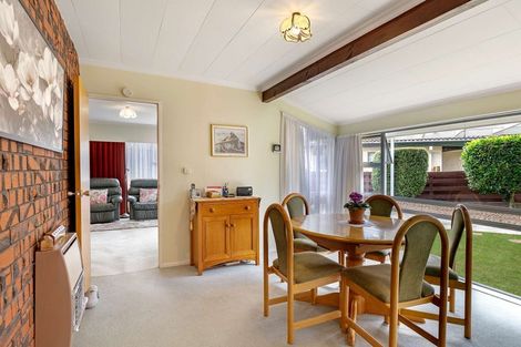 Photo of property in 43 Kentucky Way, Awapuni, Palmerston North, 4412