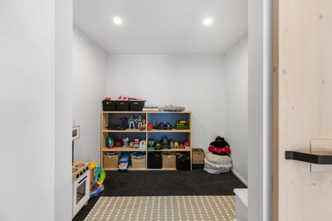 Photo of property in 39 Plover Avenue, Amberley, 7410