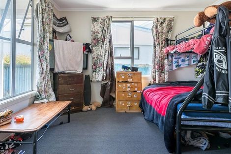 Photo of property in 65 Bradshaw Street, South Dunedin, Dunedin, 9012