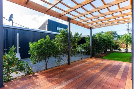 Photo of property in 3 Citrus Place, Mangawhai, 0505