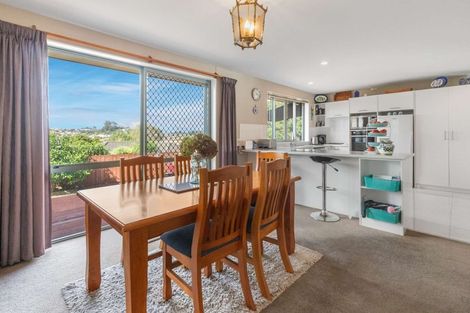 Photo of property in 18 Friesian Place, Grandview Heights, Hamilton, 3200