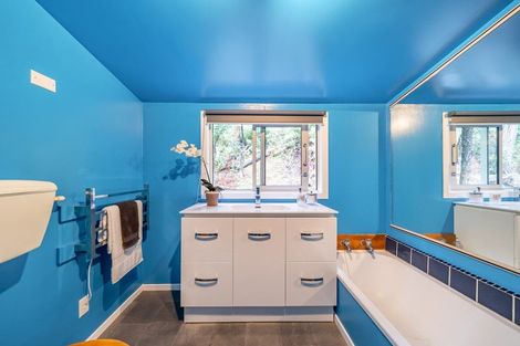 Photo of property in 32 Elmslie Road, Pinehaven, Upper Hutt, 5019